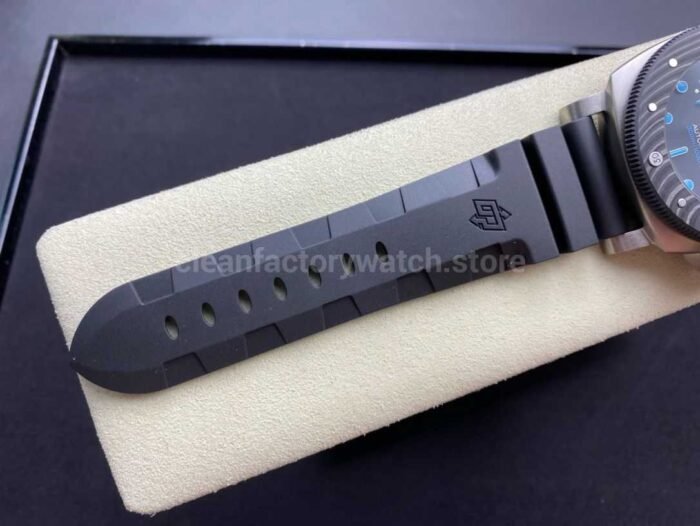 VS Factory Panerai Luminor Submersible BMG-Tech PAM 00799 47mm Titanium Rubber Strap Black Dial - Image 9