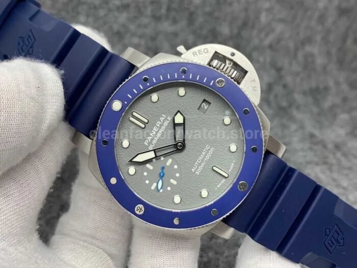 VS Factory Panerai Luminor Submersible PAM00959  42mm Steel Blue Rubber Strap Grey Dial - Image 2