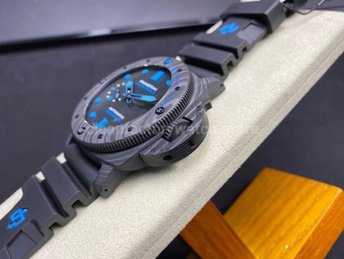 VS Factory Panerai Luminor Submersible PAM00960 42mm Carbon Fiber Black Rubber Strap Black Dial - Image 6