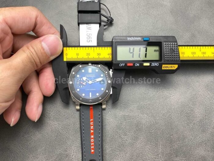 VS Factory Panerai Submersible Luna Rossa Pam1565 42mm Steel Rubber Strap Dark Blue Dial - Image 9