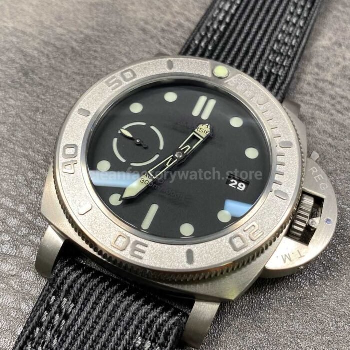 VS Factory Panerai Submersible Pam 00984 47mm Titanium Canvas Strap Black Dial - Image 3