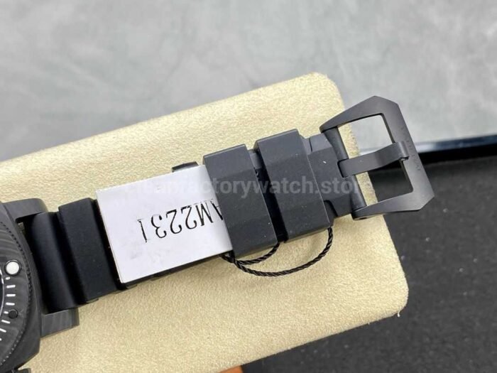 VS Factory Panerai Submersible Pam 02231  42mm Black Carbon Fiber Black Rubber Strap Black Dial - Image 9