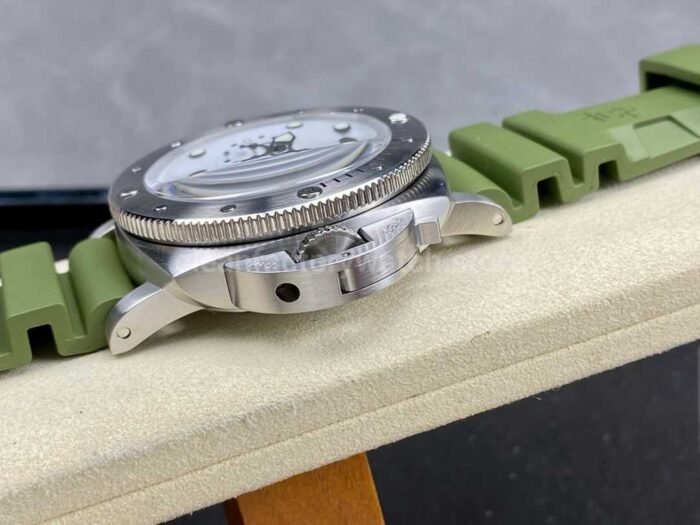 VS Factory Panerai Submersible Quarantaquattro Bianco Pam1226 44mm Steel Green Rubber Strap White Dial - Image 6