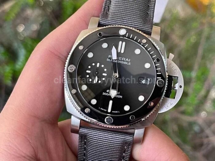 VS Factory Panerai Submersible Quarantaquattro PAM 01288 44mm Steel Canvas Strap Grey Dial - Image 3