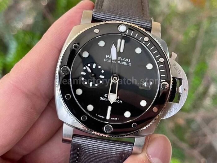 VS Factory Panerai Submersible Quarantaquattro PAM 01288 44mm Steel Canvas Strap Grey Dial - Image 7