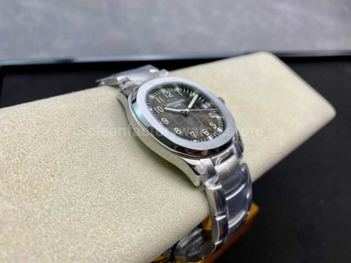 ZF Factory Patek Philippe Aquanaut 5165A 40mm Full Steel Arabic Numerals Black Dial - Image 6