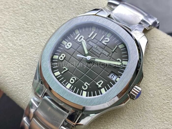 ZF Factory Patek Philippe Aquanaut 5165A 40mm Full Steel Arabic Numerals Black Dial - Image 3
