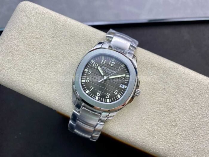 ZF Factory Patek Philippe Aquanaut 5165A 40mm Full Steel Arabic Numerals Black Dial - Image 5