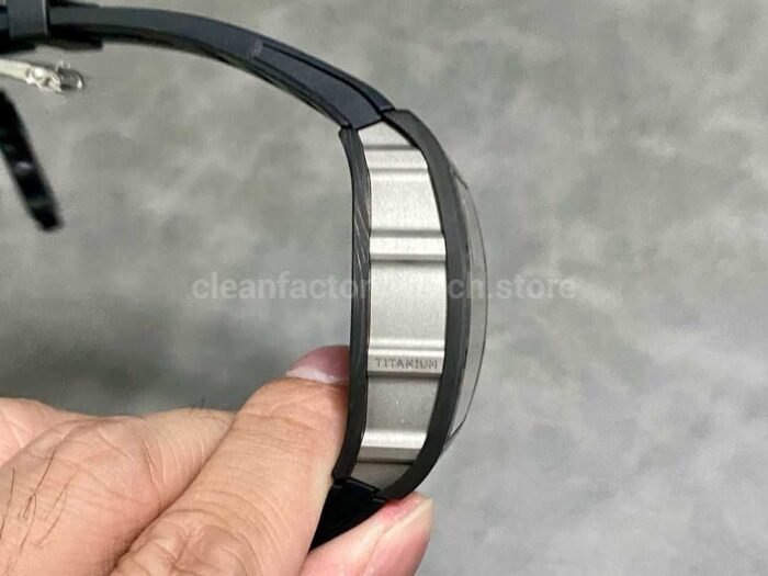 ZF Factory Richard Mille RM 055 42.7mm Carbon Fiber Black Rubber Strap Skeletonized Black Dial - Image 5