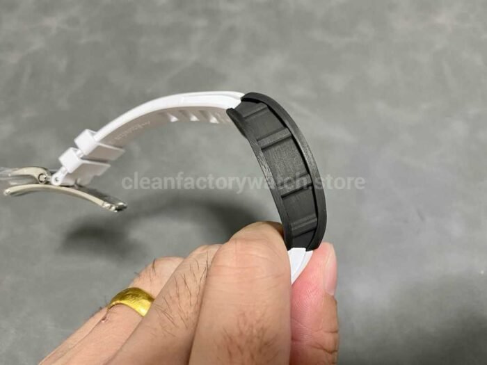 ZF Factory Richard Mille RM 055 42.7mm Carbon Fiber White Rubber Strap Skeletonized White&Red Dial - Image 2