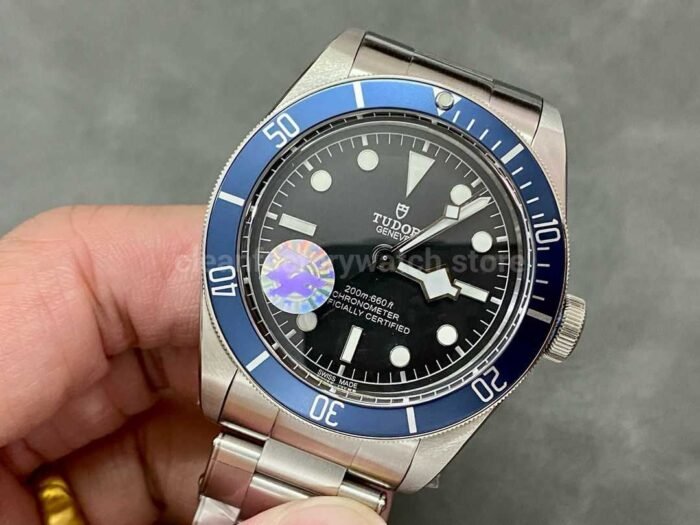ZF Factory Tudor Heritage Black Bay 39mm M79030B-0001 Steel Aluminum Bezel Blue Dial - Image 3