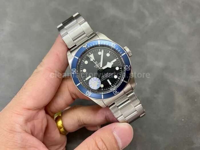 ZF Factory Tudor Heritage Black Bay 39mm M79030B-0001 Steel Aluminum Bezel Blue Dial - Image 4
