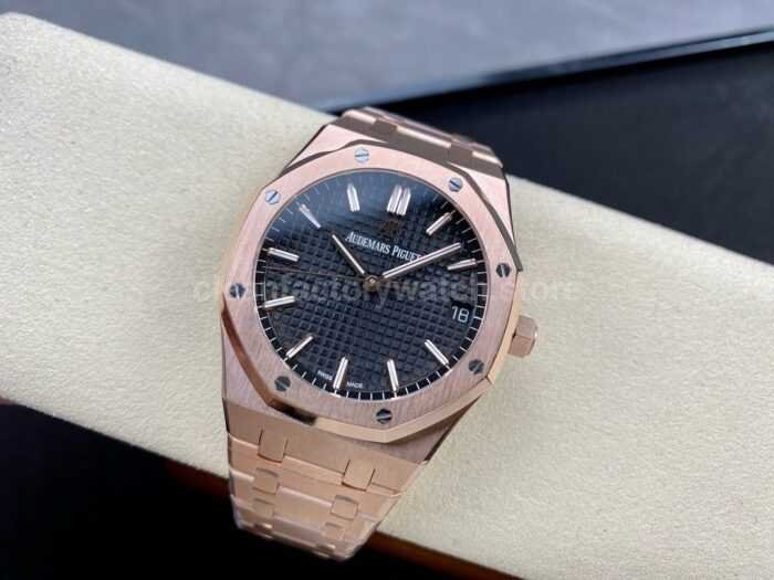 Audemars Piguet Royal Oak Modified and customized gold plated 18K gold APS 15500 all i 7 Super Clone Watch,Clean Factory Watch