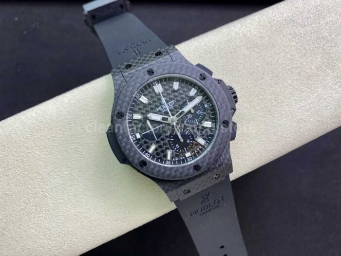 HB Factory Hublot Big Bang 301.QX.1724.RX 44mm Carbon Rubber Strap Black Dial - Image 4