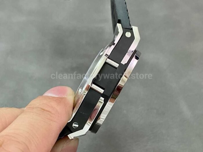 HB Factory Hublot Big Bang 301.SX.130.RX 44mm Steel Rubber Strap Black Dial - Image 3