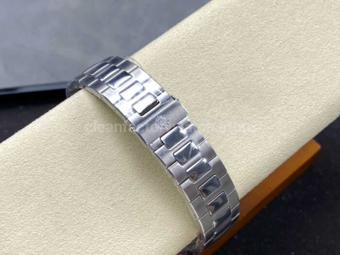 3K Factory Patek Philippe Nautilus 5980/1A-019 White Dial - Image 9
