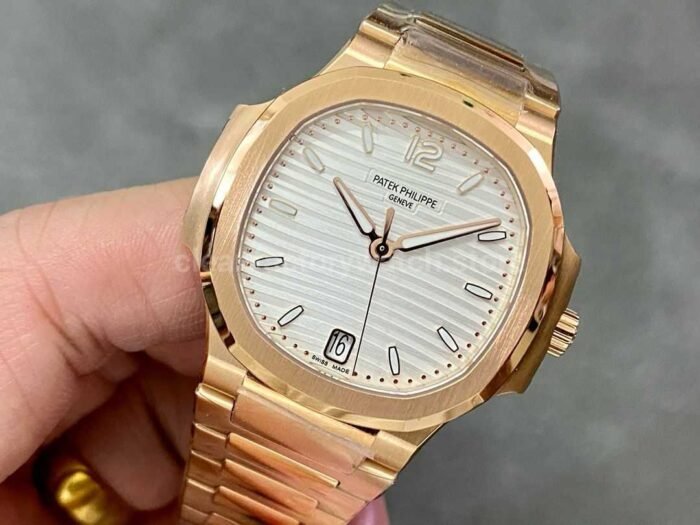 3K Factory Patek Philippe Nautilus 7118/1R-001 Rose Gold Silver Dial - Image 3