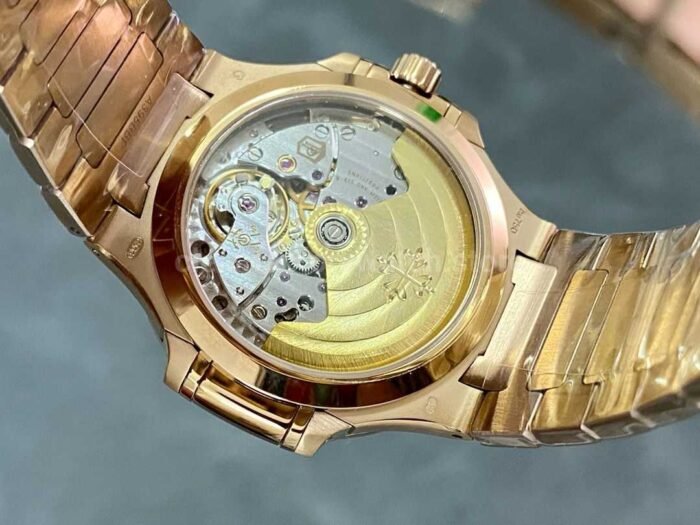 3K Factory Patek Philippe Nautilus 7118/1R-001 Rose Gold Silver Dial - Image 7
