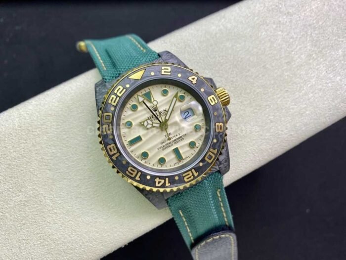 DIW Factory Rolex GMT-Master II 126710 Limited Edition 40mm Gold Word Carbon Fiber Artificial Fiber Woven Strap Gold Dial - Image 4