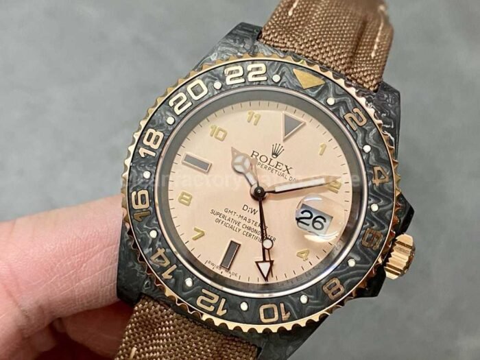 DIW Factory Rolex GMT-Master II 126710 Limited Edition 40mm Gold Word Carbon Fiber Artificial Fiber Woven Strap Arabic Number Gold Dial - Image 3