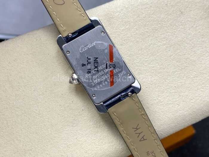 8848 Factory Cartier Tank Americaine 19mm W2601956 Crocodile leather Roman Numerals Silver Dial 6 1 Super Clone Watch,Clean Factory Watch