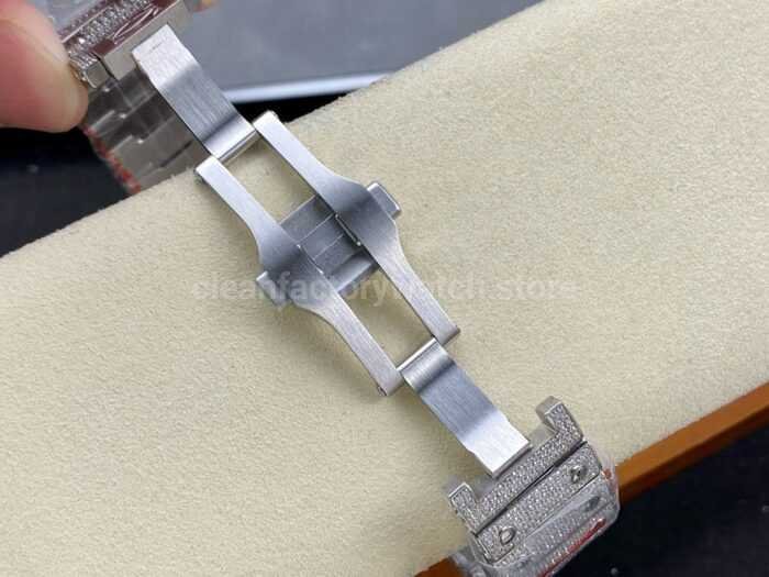 AMG Factory Cartier Full Diamond Santos 40mm Diamond Steel Roman Number White Dial 3 Super Clone Watch,Clean Factory Watch