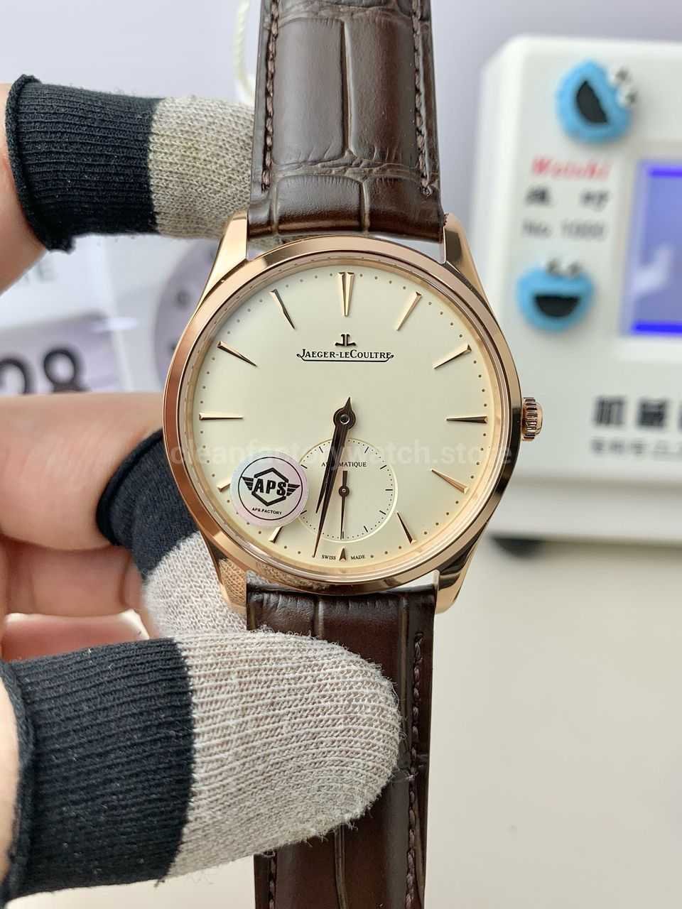 APS Factory Jaeger-LeCoultre Master Ultra Thin Q1352420 Rose Gold Silver Dial