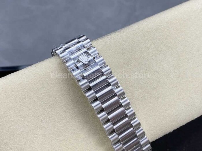 ARF Factory Counterweight Rolex Day-Date 228239-0033 40mm White Gold Roman Numerals Olive Green Dial - Image 8
