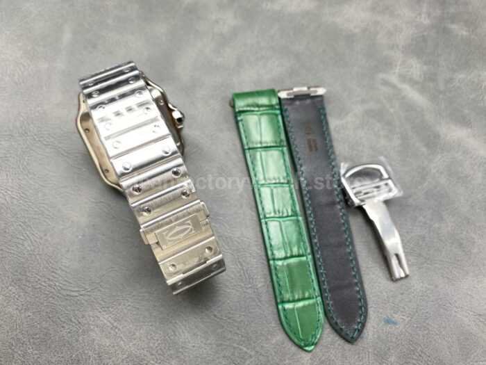 BV Factory Cartier Santos WSSA0062 39.8mm Roman Numerals Green Dial 5 Super Clone Watch,Clean Factory Watch