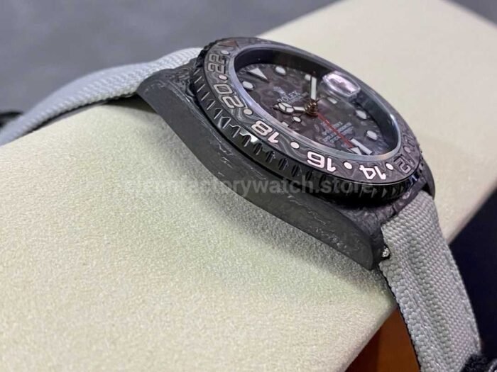 DIW Factory Rolex GMT-Master II 126710 Limited Edition 40mm Silver Word Carbon Fiber Artificial Fiber Woven Strap Carbon Fiber Dial - Image 5