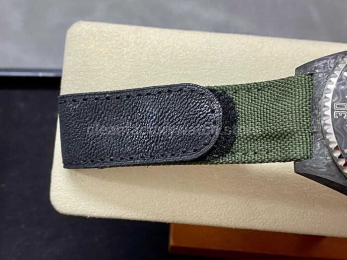 DIW Factory Rolex Sea-Dweller 126600 43mm Limited Edition Carbon Fiber Canvas Strap Middle Eastern Digital Green Dial - Image 9