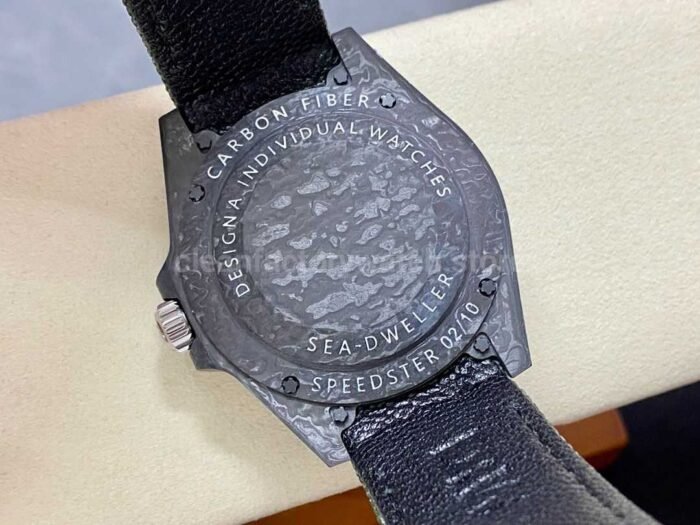 DIW Factory Rolex Sea-Dweller 126600 43mm Limited Edition Carbon Fiber Canvas Strap Middle Eastern Digital Green Dial - Image 7