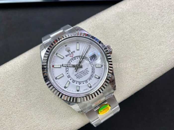 Noob Factory Rolex Sky Dweller 336934 0003 42mm Full 904L White Dial 2 Super Clone Watch,Clean Factory Watch