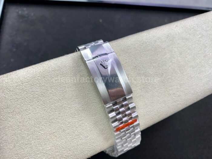 Noob Factory Rolex Sky Dweller 336934 0004 42mm Full 904L White Dial Jubilee 4 Super Clone Watch,Clean Factory Watch