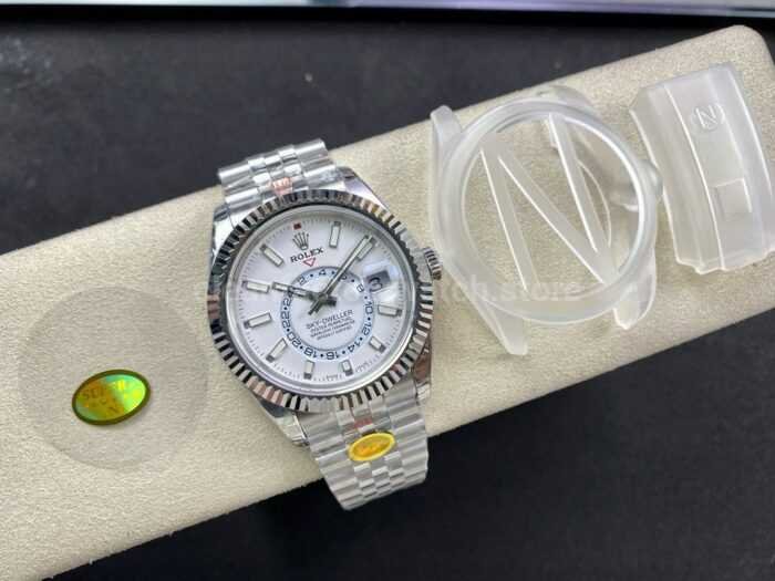 Noob Factory Rolex Sky Dweller 336934 0004 42mm Full 904L White Dial Jubilee 6 Super Clone Watch,Clean Factory Watch