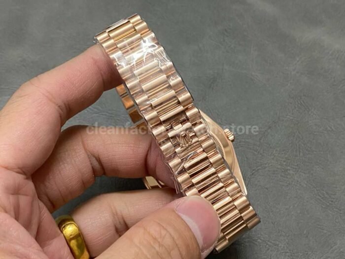 Rolex day-date 128235 Modified and customized 18k gold-plated moissanite bezel Diamond Dial - Image 7