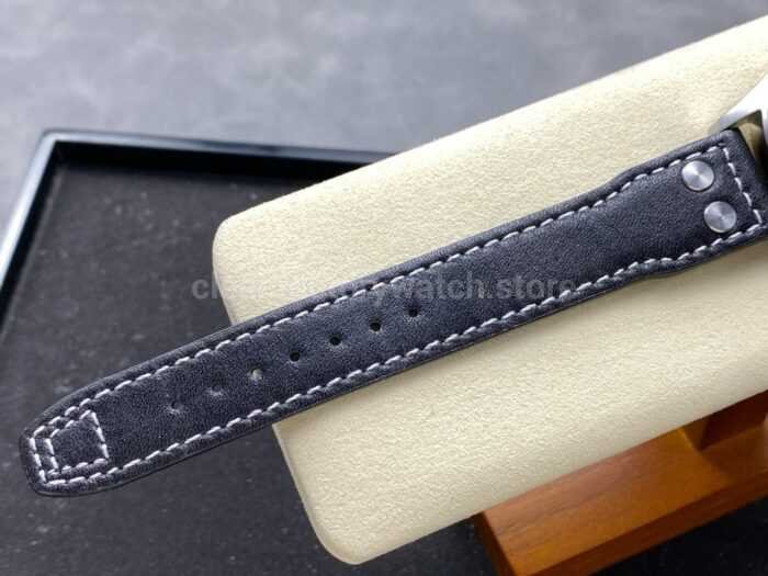 TW Factory IWC Big Pilot 46mm Arabic Numerals Silvery White Dial 10 Super Clone Watch,Clean Factory Watch