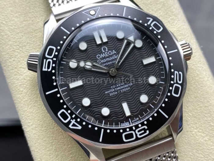 VS Factory Omega Seamaster Diver 300M 210.30.42.20.01.010 42mm Black Dial - Image 2
