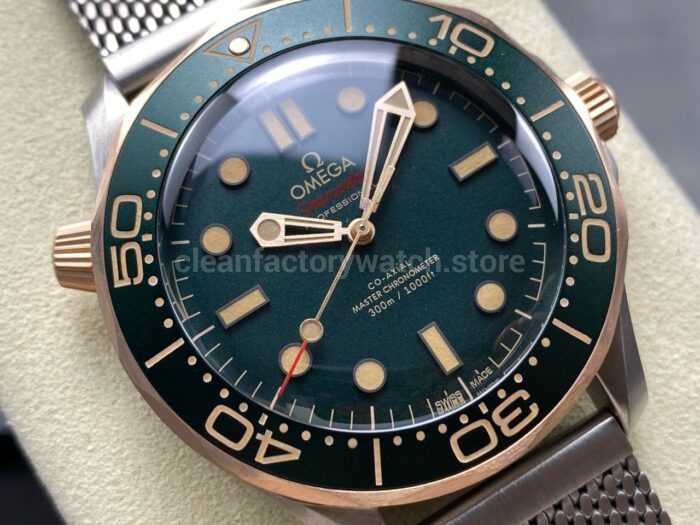 VS Factory Omega Seamaster Diver 300M 210.90.42.20.10.001 42mm Green Dial 3 Super Clone Watch,Clean Factory Watch