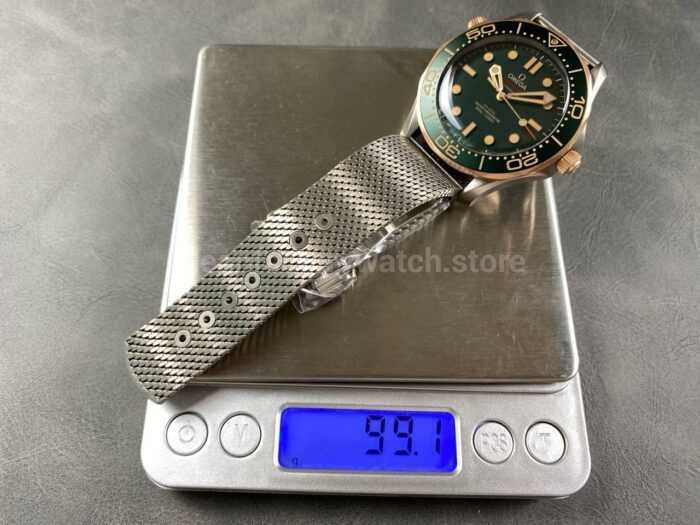 VS Factory Omega Seamaster Diver 300M 210.90.42.20.10.001 42mm Green Dial 5 Super Clone Watch,Clean Factory Watch