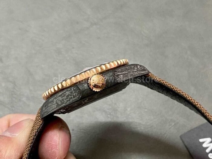 DIW Factory Rolex GMT-Master II 126710 Limited Edition 40mm Gold Word Carbon Fiber Artificial Fiber Woven Strap Arabic Number Gold Dial - Image 6