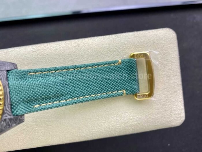 DIW Factory Rolex GMT-Master II 126710 Limited Edition 40mm Gold Word Carbon Fiber Artificial Fiber Woven Strap Gold Dial - Image 8