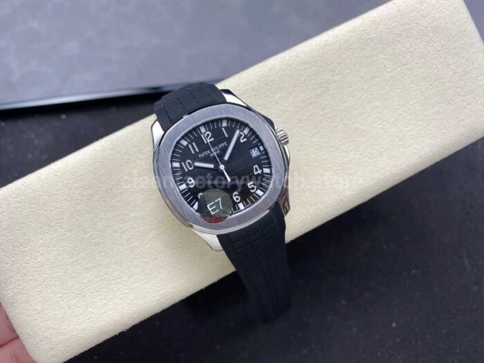 E7 Factory Patek Philippe Aquanaut 40mm 5167A-001 Rubber Strap Black Dial - Image 4