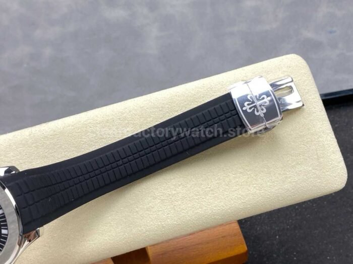 E7 Factory Patek Philippe Aquanaut 40mm 5167A-001 Rubber Strap Black Dial - Image 8