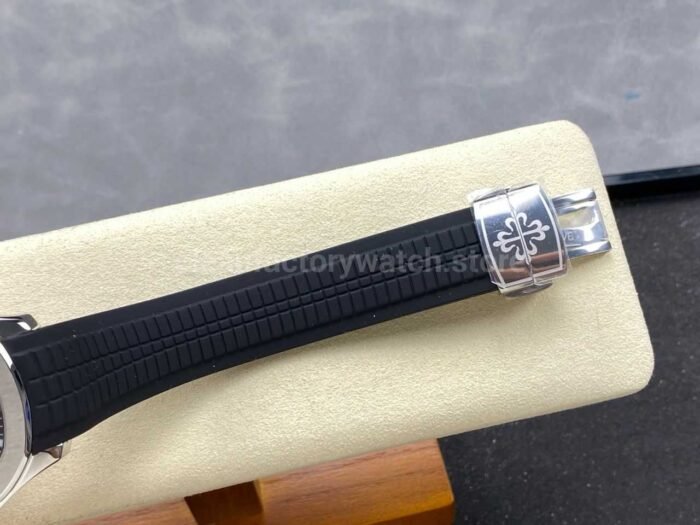 E7 Factory Patek Philippe Aquanaut 40mm 5167A-001 Black Rubber Strap Black Dial - Image 8