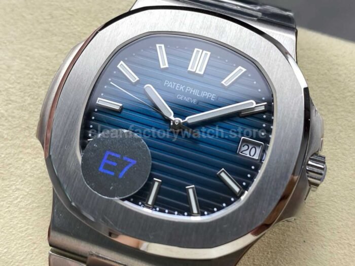 E7 Factory Patek Philippe Nautilus 5711/1A-010 40mm Blue Dial - Image 3