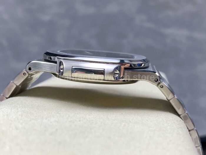 E7 Factory Patek Philippe Nautilus 5711/1A-010 40mm Blue Dial - Image 6