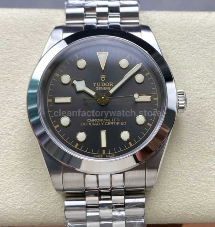 KRF Factory Tudor Black Bay M79660 0001 39mm Full Steel Grey Black Dial 2 Super Clone Watch,Clean Factory Watch