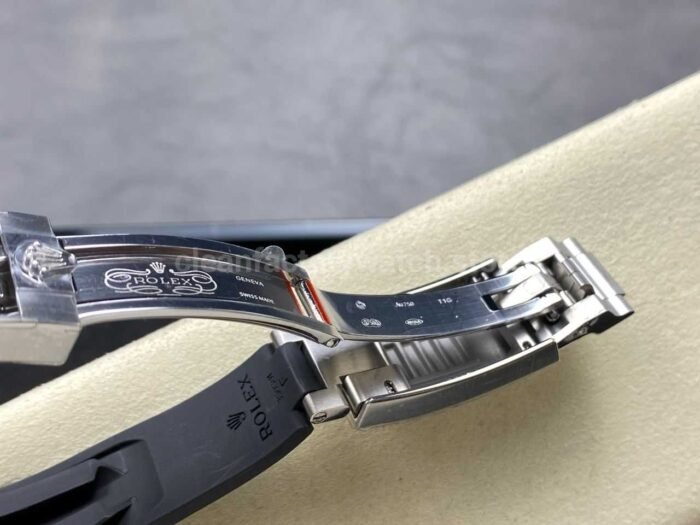 QF Factory Counterweight Rolex Daytona 126519LN-0004 White Gold Oysterflex Diamond Black Dial - Image 9