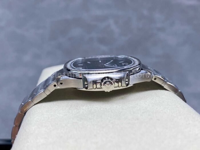TW Factory Patek Philippe Nautilus 7118/1200A-001 Diamond Bezel Blue Dial - Image 7